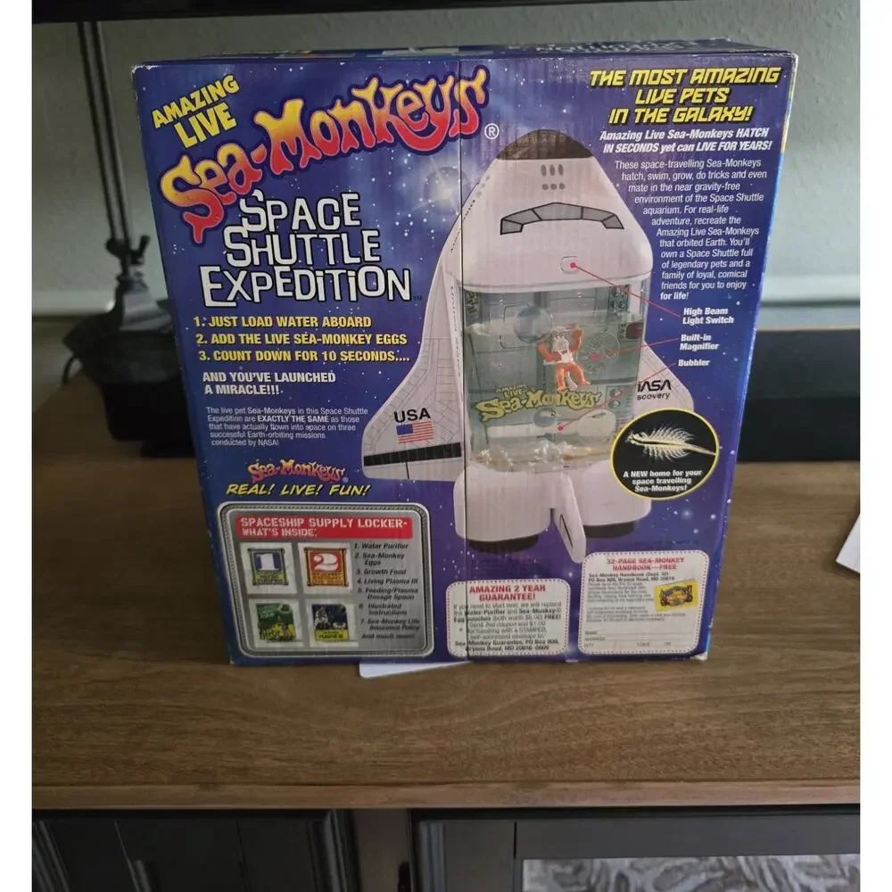 Vintage Amazing Live Sea Monkeys NASA Space Shuttle Tank Toy NIB 1997